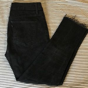 Levi’s Stretchy Denim Black Jeans